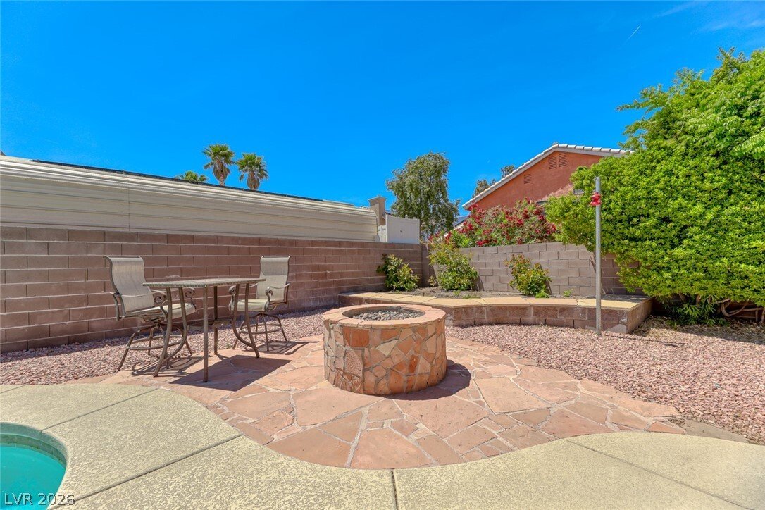 House in Henderson, Nevada, United States 4 - 17845754