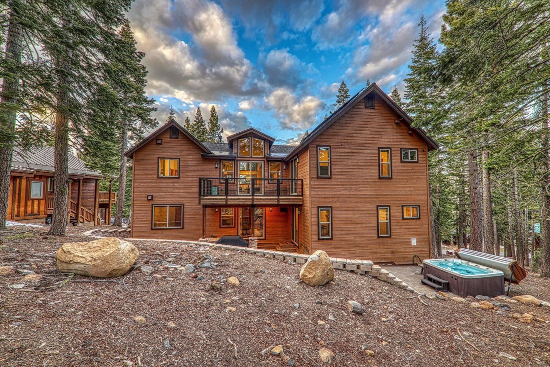 House in Truckee, California, United States 3 - 17846205