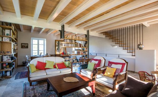 Magnificent Medieval Castle Overlooking The Lot Valley, With Swimming Pool, Outbuildings, Near Figea