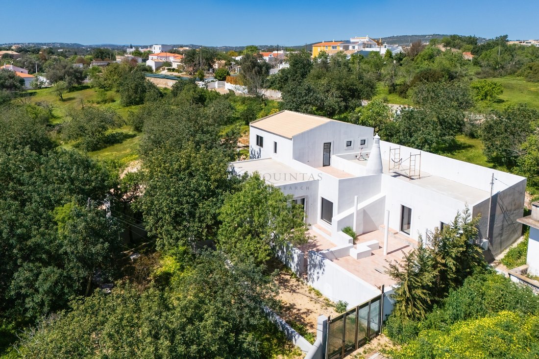 Villa in Loule (Sao Clemente), Algarve, Portugal 1 - 16875079