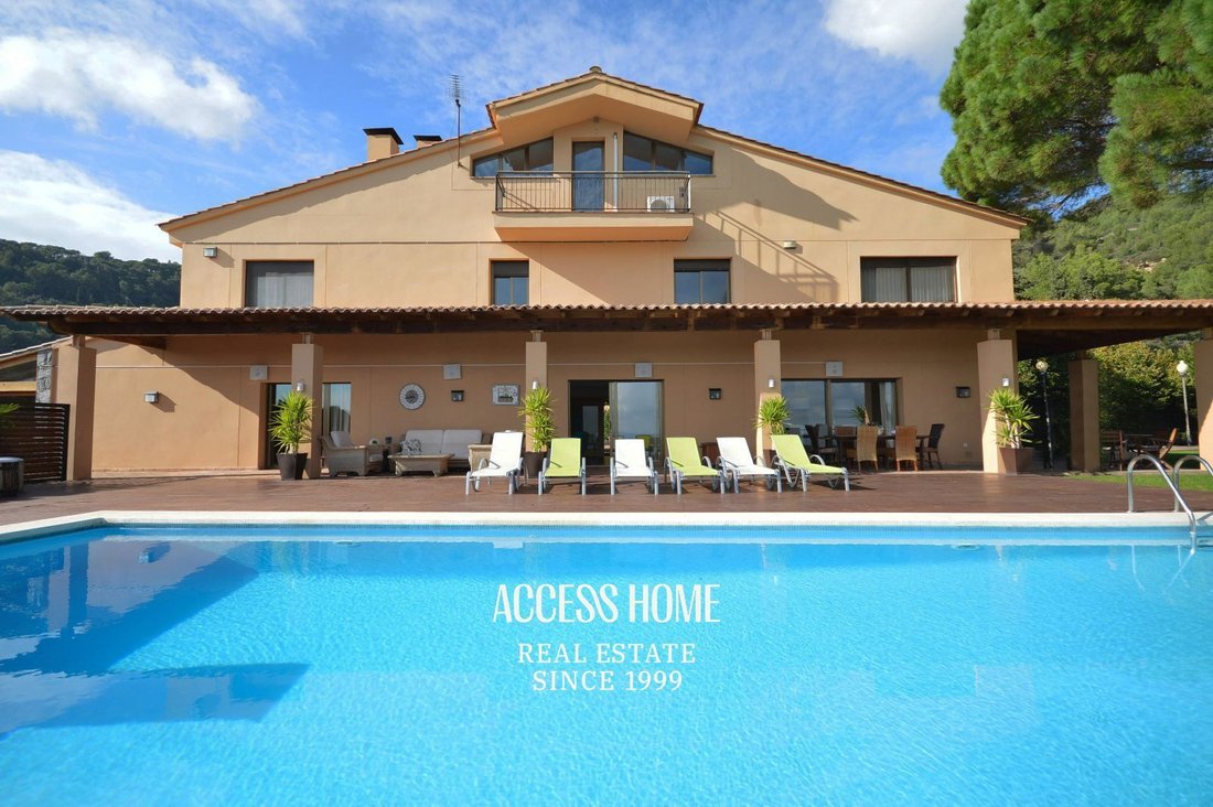 House in Sant Feliu de Codines, Catalonia, Spain 2 - 17843700
