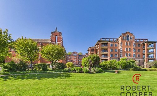 Apartment in Harrow On The Hill, Harrow, England 1