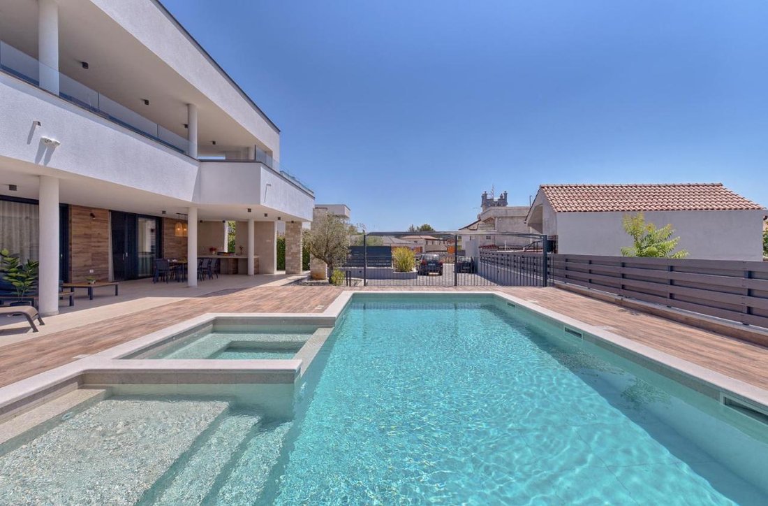 Villa in Peroj, Istria County, Croatia 2 - 17845276