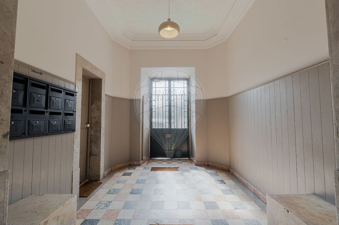 Apartment in Avenidas Novas, Lisbon, Portugal 2 - 17845138
