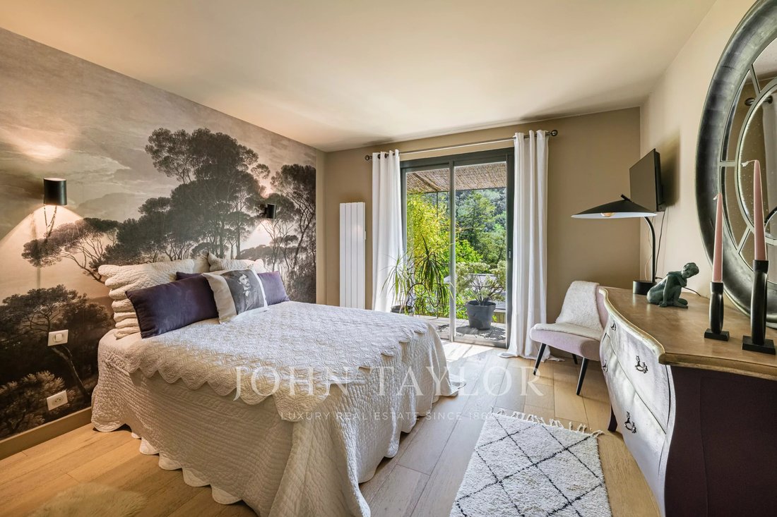 Villa in Valbonne, Provence-Alpes-Côte d'Azur, France 5 - 17845090