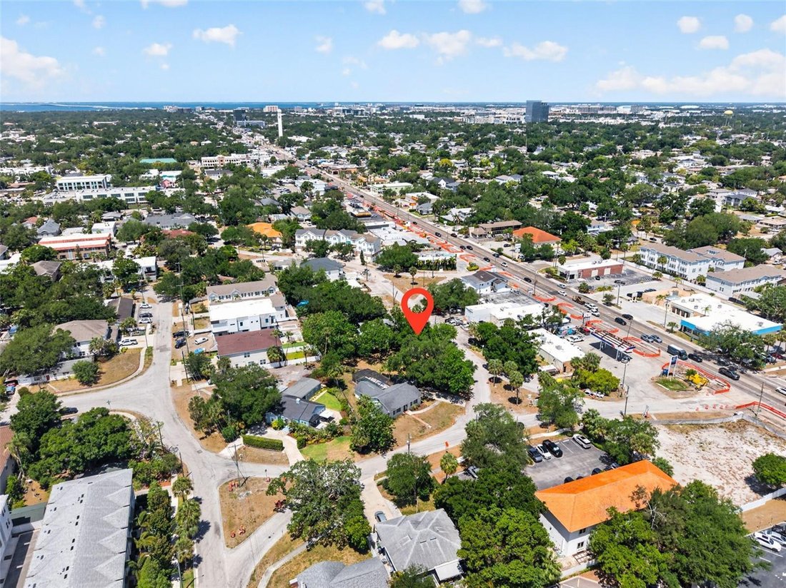 Land in Tampa, Florida, United States 5 - 17845480