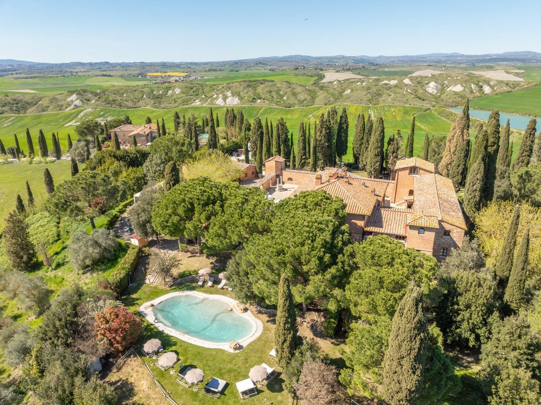 Castle in Asciano, Tuscany, Italy 2 - 17848588
