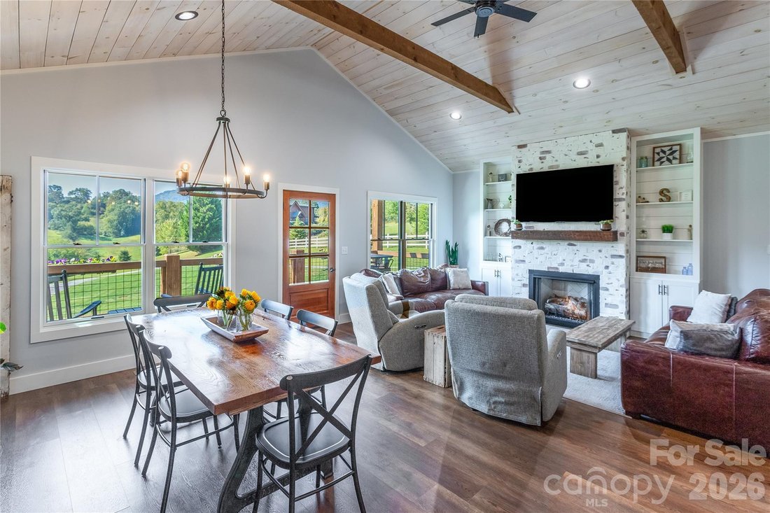 House in Clyde, North Carolina, United States 3 - 16261024
