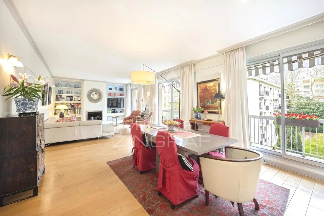 Apartment in Puteaux, Ile-de-France, France 3 - 17843615