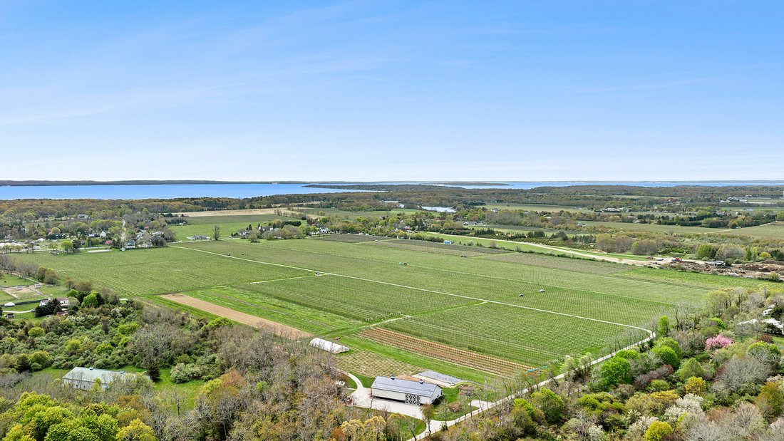 Land in Southold, New York, United States 4 - 17844739