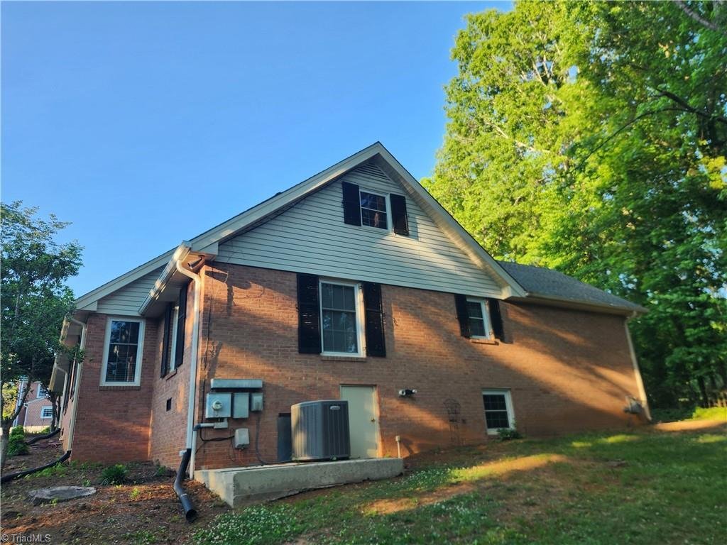House in Mayodan, North Carolina, United States 4 - 17843714