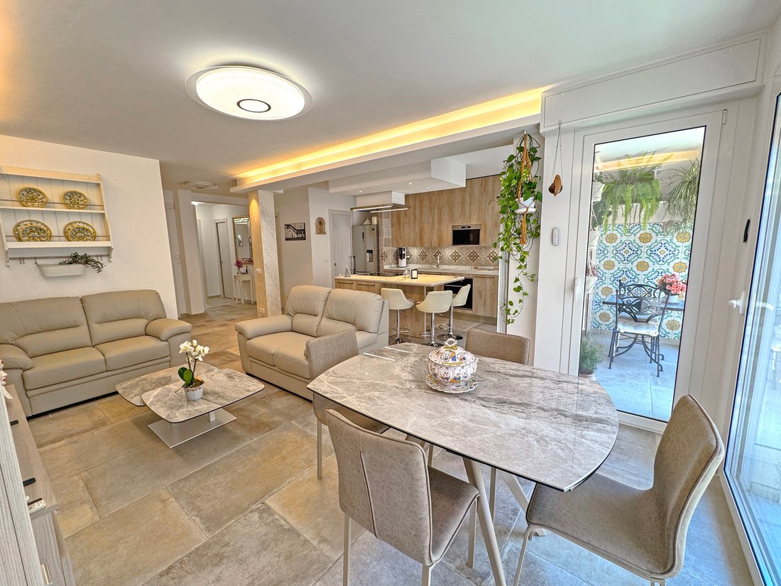 Apartment in Fleurs-Gambetta, Nice, France 3 - 17845284