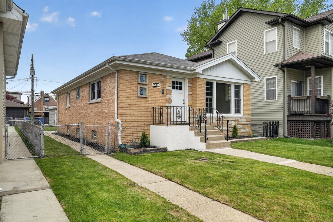 House in Chicago, Illinois, United States 3 - 17844144