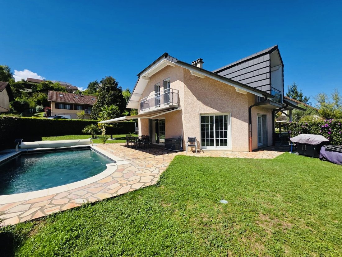 House in Viviers-du-Lac, Auvergne-Rhône-Alpes, France 1 - 17849095