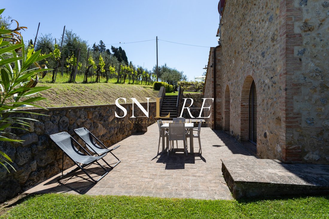 House in San Gimignano, Tuscany, Italy 5 - 17847488