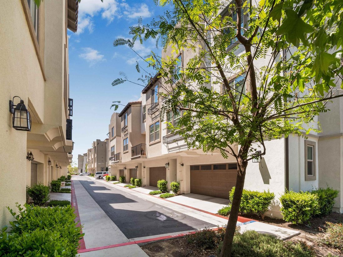 Condo in Santee, California, United States 2 - 17849362