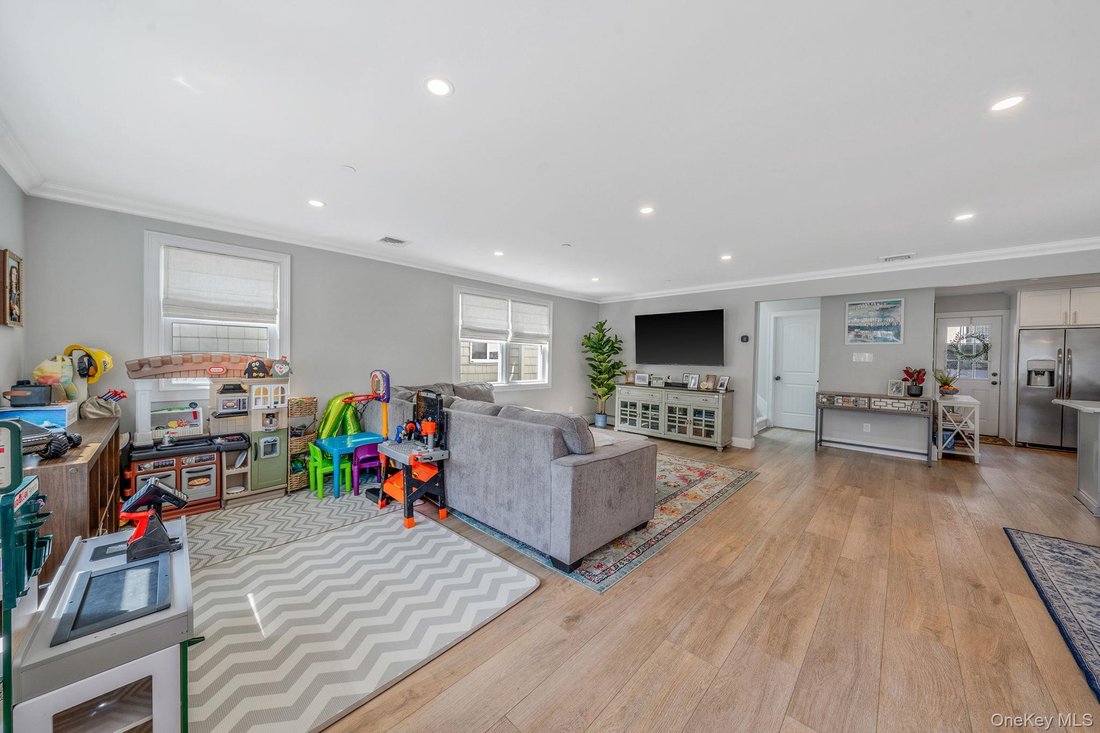 House in Long Beach, New York, United States 5 - 17849428