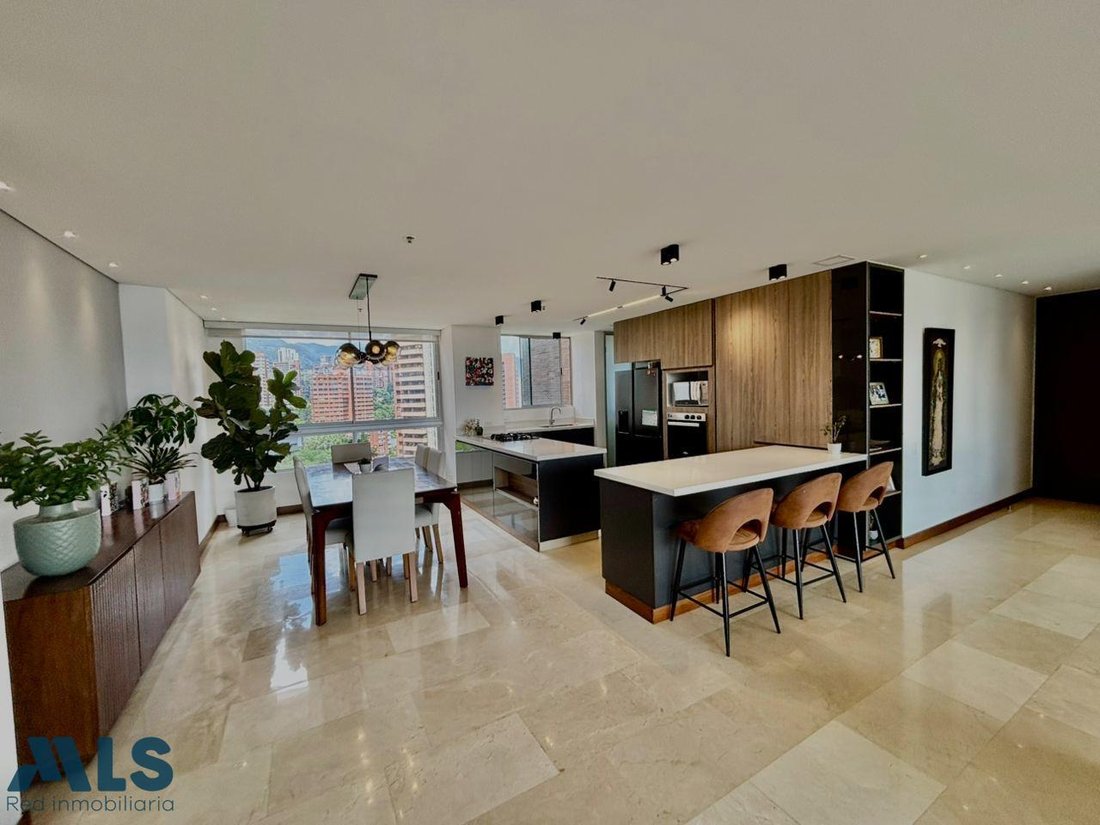 Apartment in Medellín, Antioquia, Colombia 3 - 17849839