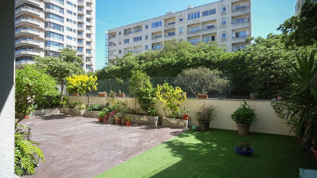Apartment in Aldoar, Foz do Douro e Nevogilde, Porto District, Portugal 2 - 17849607