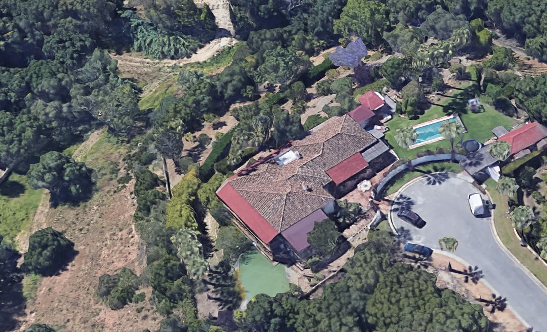Villa in Sotogrande, San Roque, Andalusia 2 - 17849527