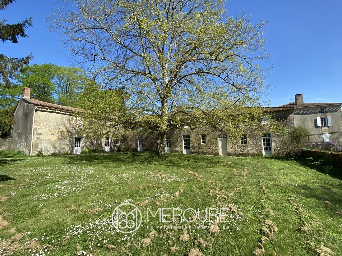 Estate in Agglomération-Nord Est, Talmont-Saint-Hilaire, France 4 - 17849683