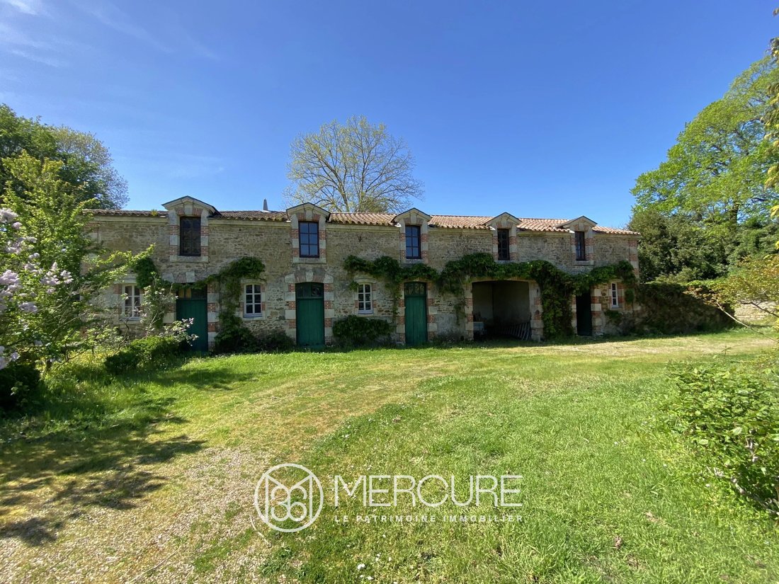 Estate in Agglomération-Nord Est, Talmont-Saint-Hilaire, France 3 - 17849683