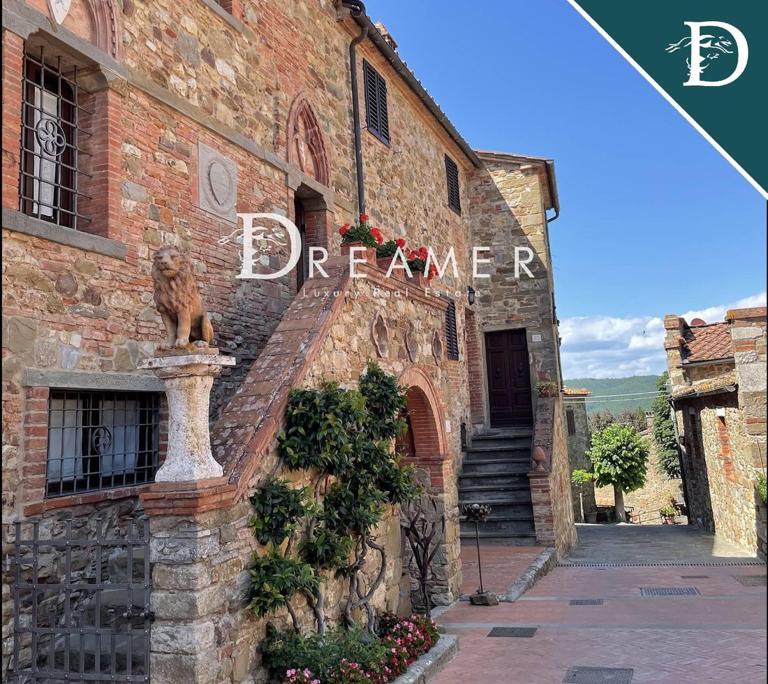 Castle in Bucine, Tuscany, Italy 5 - 15965479