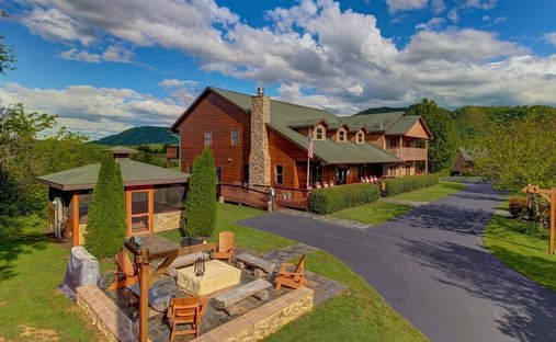 House in Sevierville, Tennessee, United States 1