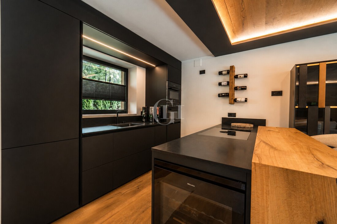 Villa a Predazzo, Trentino-Alto Adige, Italia 2 - 17449322