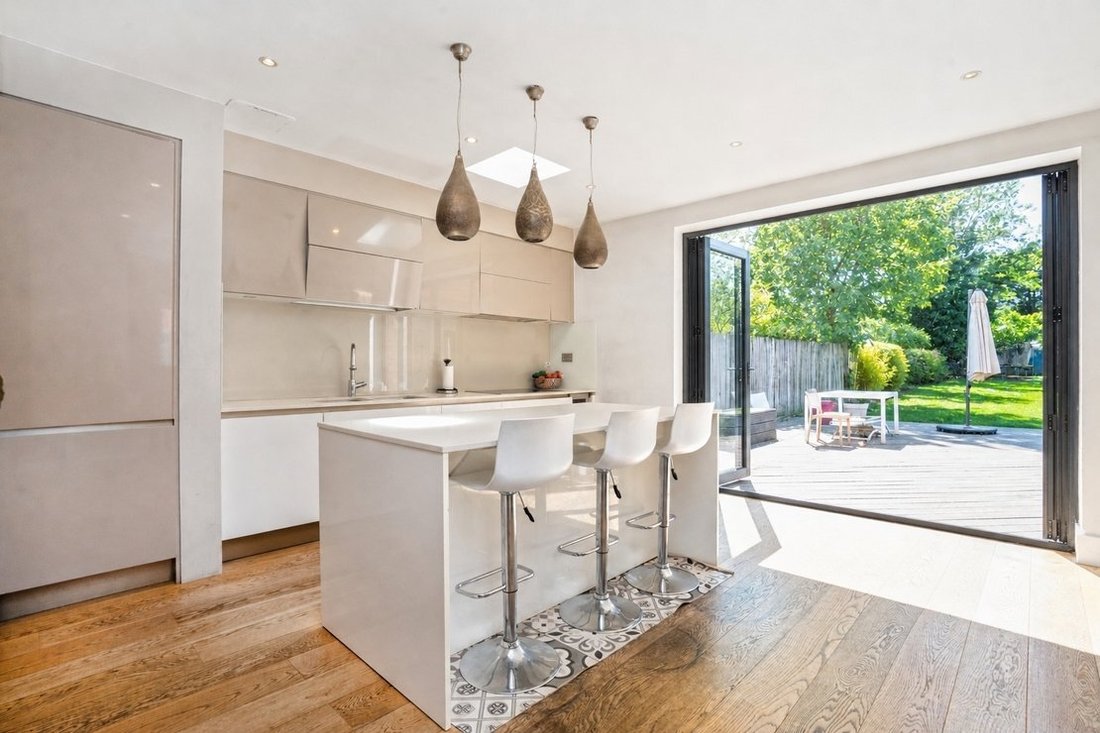 Apartment in Willesden Green, Brent, England 2 - 17459970