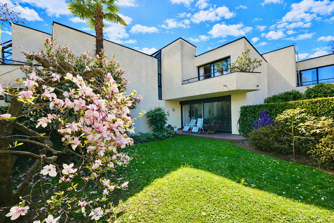 Cozy Townhouse With Garden In The Heart Of Collina D'oro