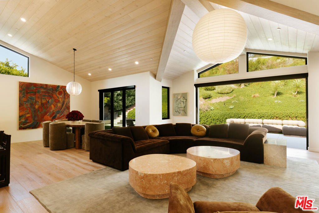 Single Family Residence In Malibu In Malibu, California, United States ...