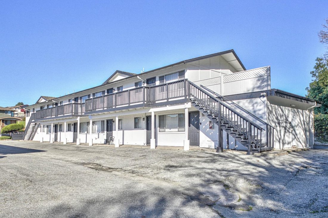 Watsonville, California, United States 1 - 17849516