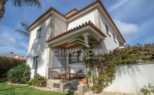 Maison à Santa Marinha et Sao Pedro da Afurada, District de Porto, Portugal 1
