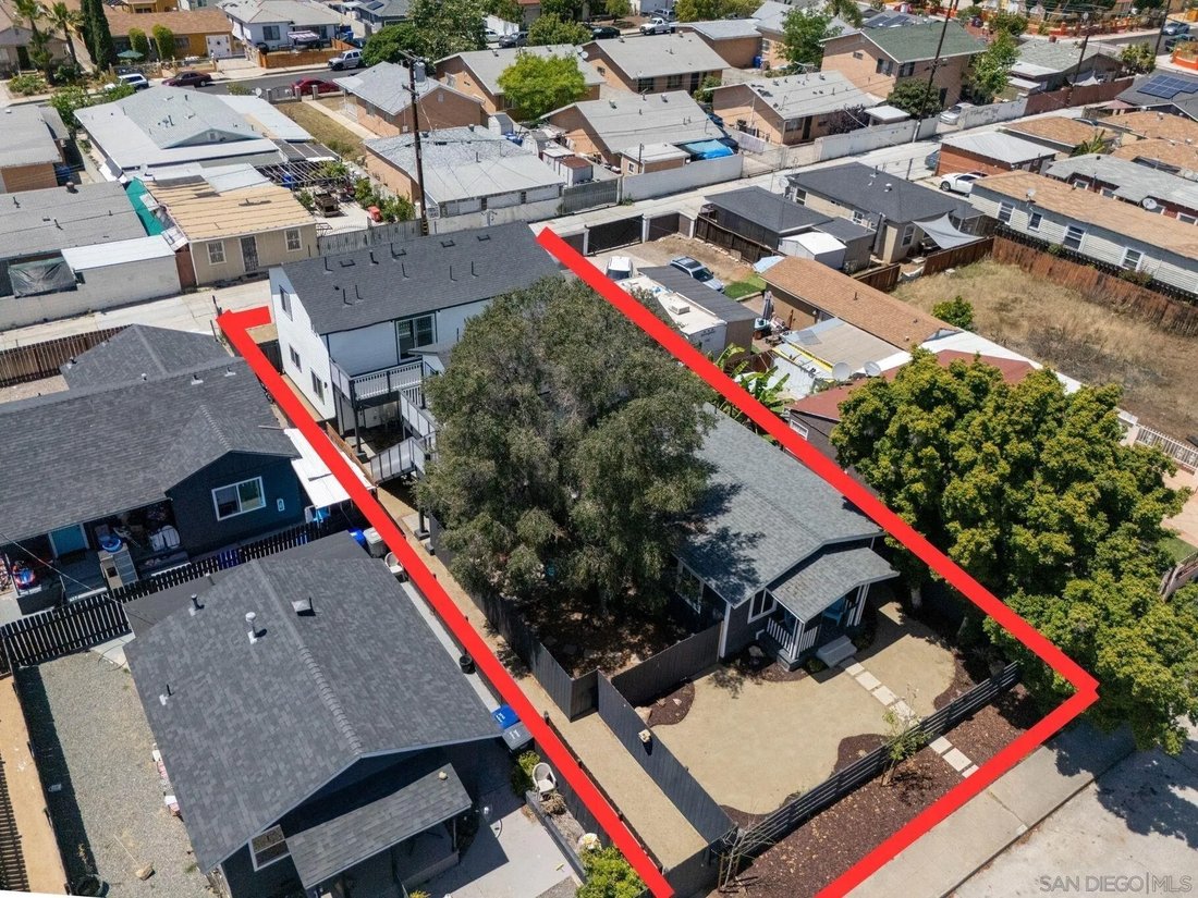 San Diego, California, United States 1 - 17770156