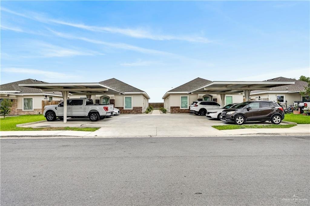 Edinburg, Texas, United States 3 - 17849384