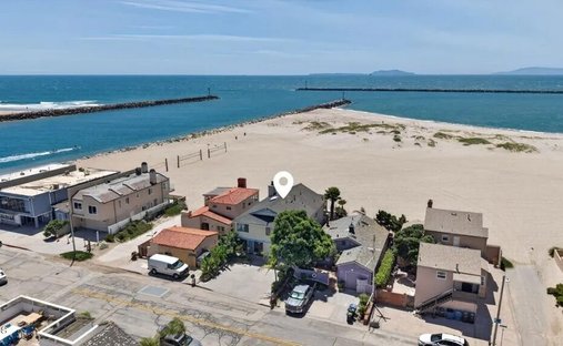 House in Oxnard, California, United States 1