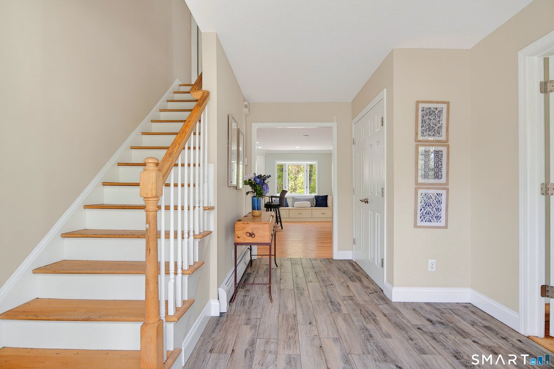 House in Newtown, Connecticut, United States 5 - 17849634