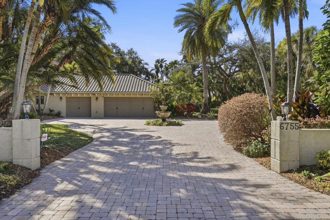 House in St. Petersburg, Florida, United States 4 - 17850260