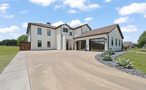 House in Arlington, Texas, United States 1