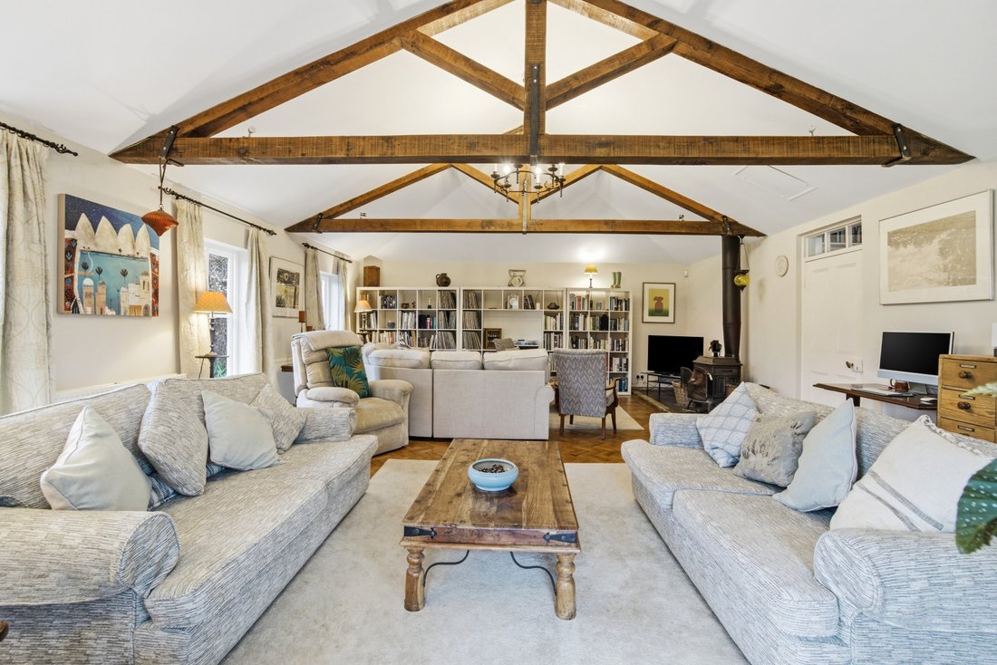 House in Little Hadham, England 3 - 17850247