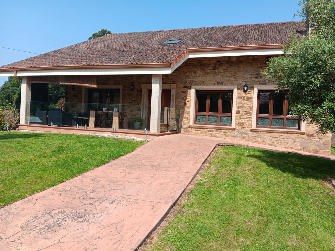 Villa in Abegondo, Galicia, Spain 1 - 17850093