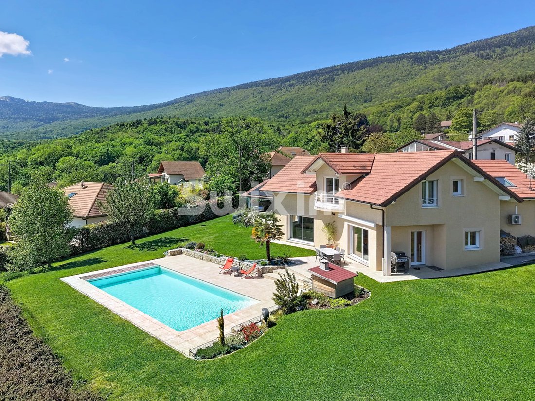 House in Peron, Auvergne-Rhône-Alpes, France 1 - 17850278