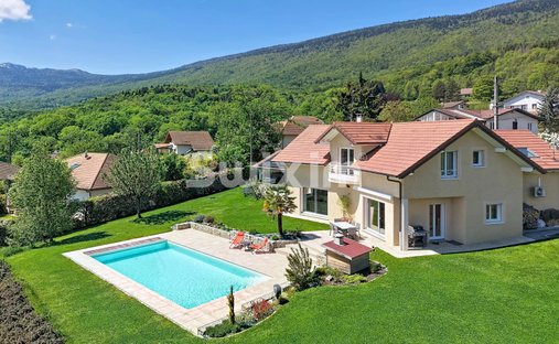 House in Peron, Auvergne-Rhône-Alpes, France 1