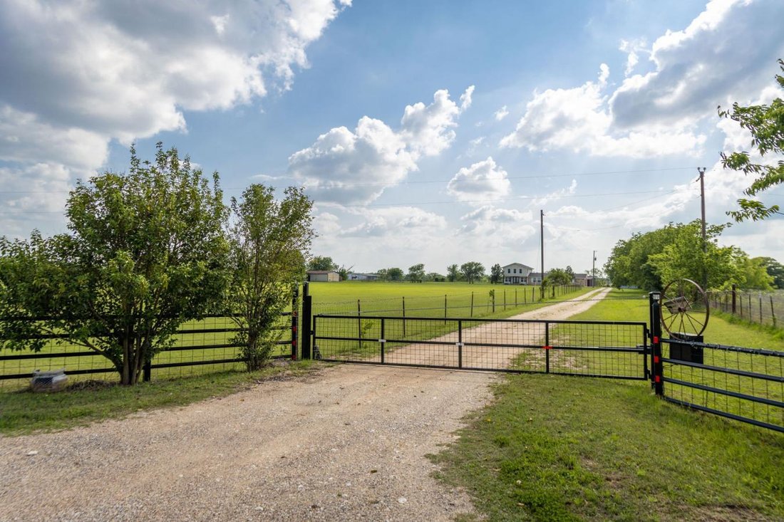 House in Waco, Texas, United States 2 - 17850272