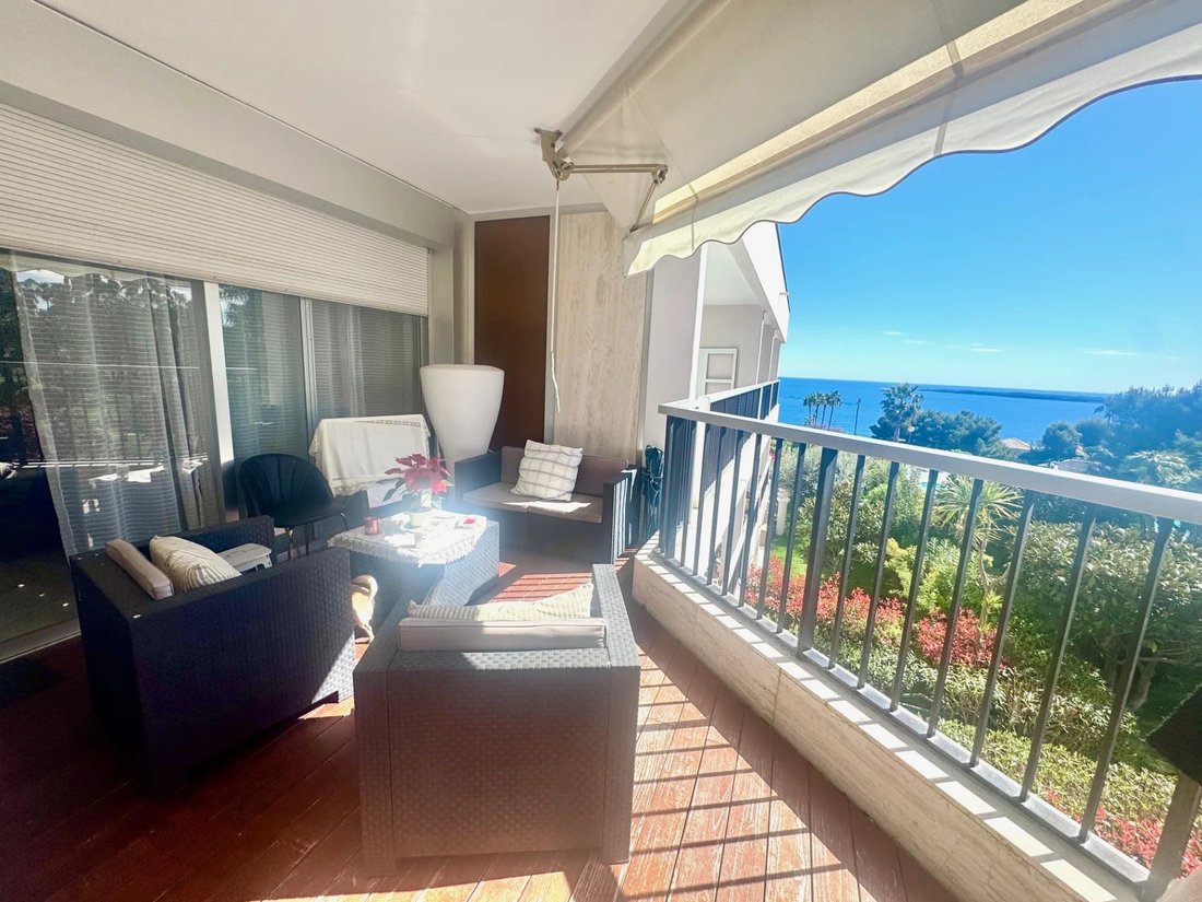 Apartment in La Maure-Super Cannes, Vallauris, France 2 - 17850234