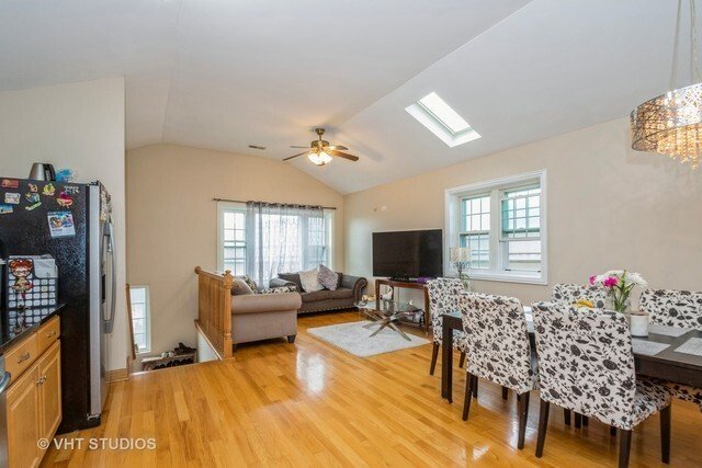 Chicago, Illinois, United States 3 - 17849894