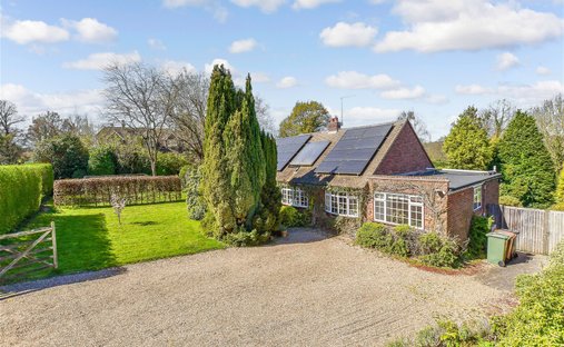 Horsmonden, England 1
