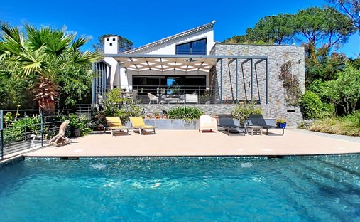 Haus in Saint-Raphaël, Provence-Alpes-Côte d'Azur, Frankreich 1