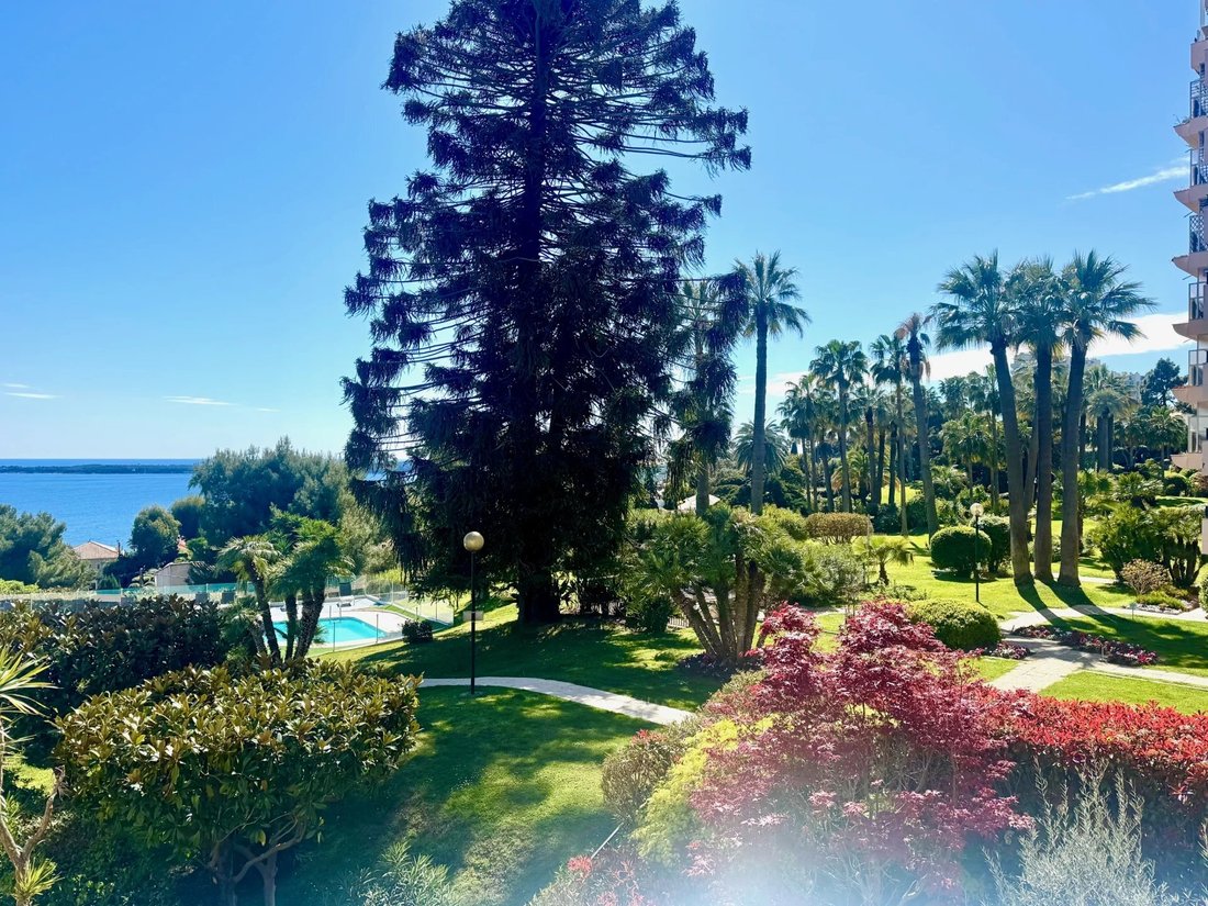 Apartment in La Maure-Super Cannes, Vallauris, France 4 - 17850234